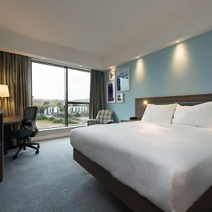3* מלון Hampton By Hilton West End